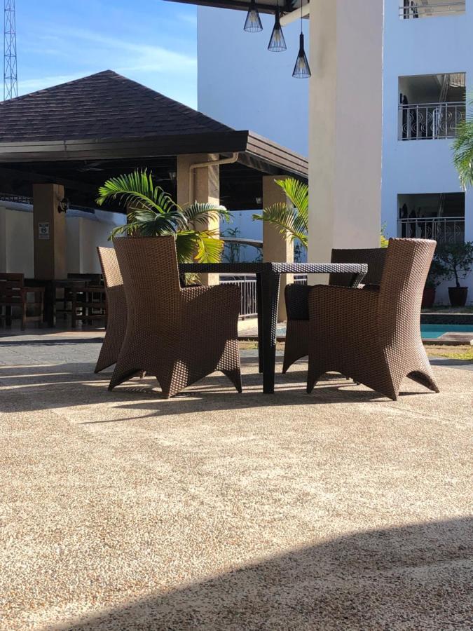 Ettamogah Hotel Inc. Pampanga Extérieur photo
